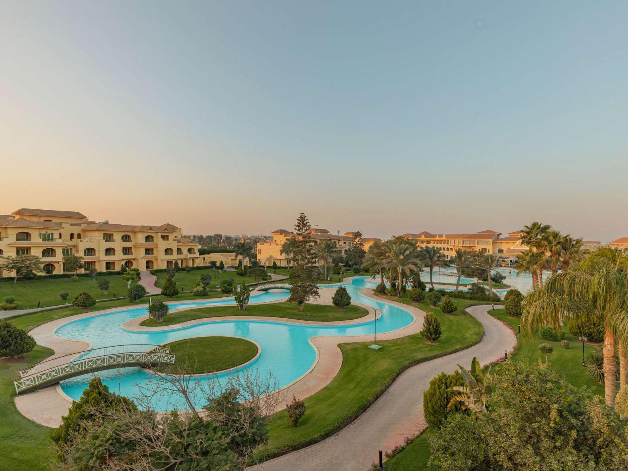 โมเวนพิก ไคโร มีเดีย ซิตี้ Hotel Giza ภายนอก รูปภาพ El Alamein